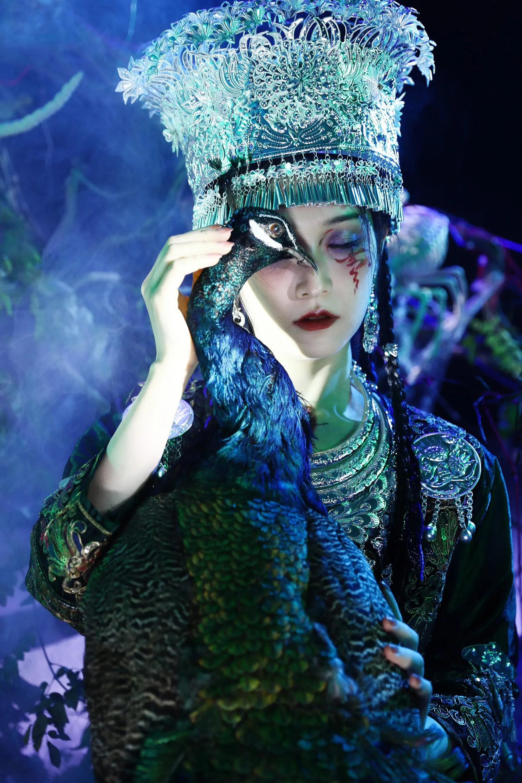[YITUYU艺图语]2022.09.12 苗疆蛊毒 不及丿 [34P]插图